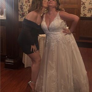 Ivory Lace Bridal Gown